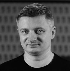 Максим Нестелєєв