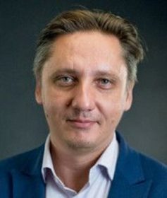 Владислав Головін