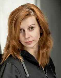 Лєна Лягушонкова