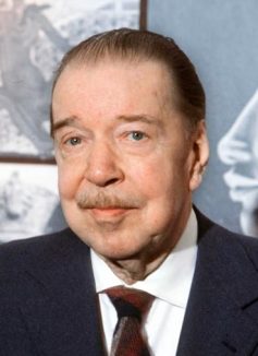 Міка Валтарі