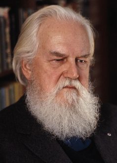 Робертсон Девіс