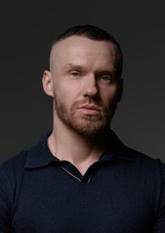 Дмитро Бєлов