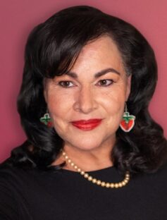 Енджелін Буллі