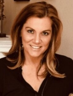 Лаура Павлов