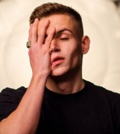 Юрій Волянюк