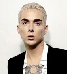 Melovin (Костянтин Бочаров)