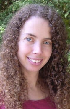 Сара Бет Дерст