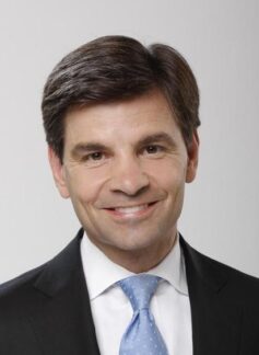 Джордж Стефанопулос